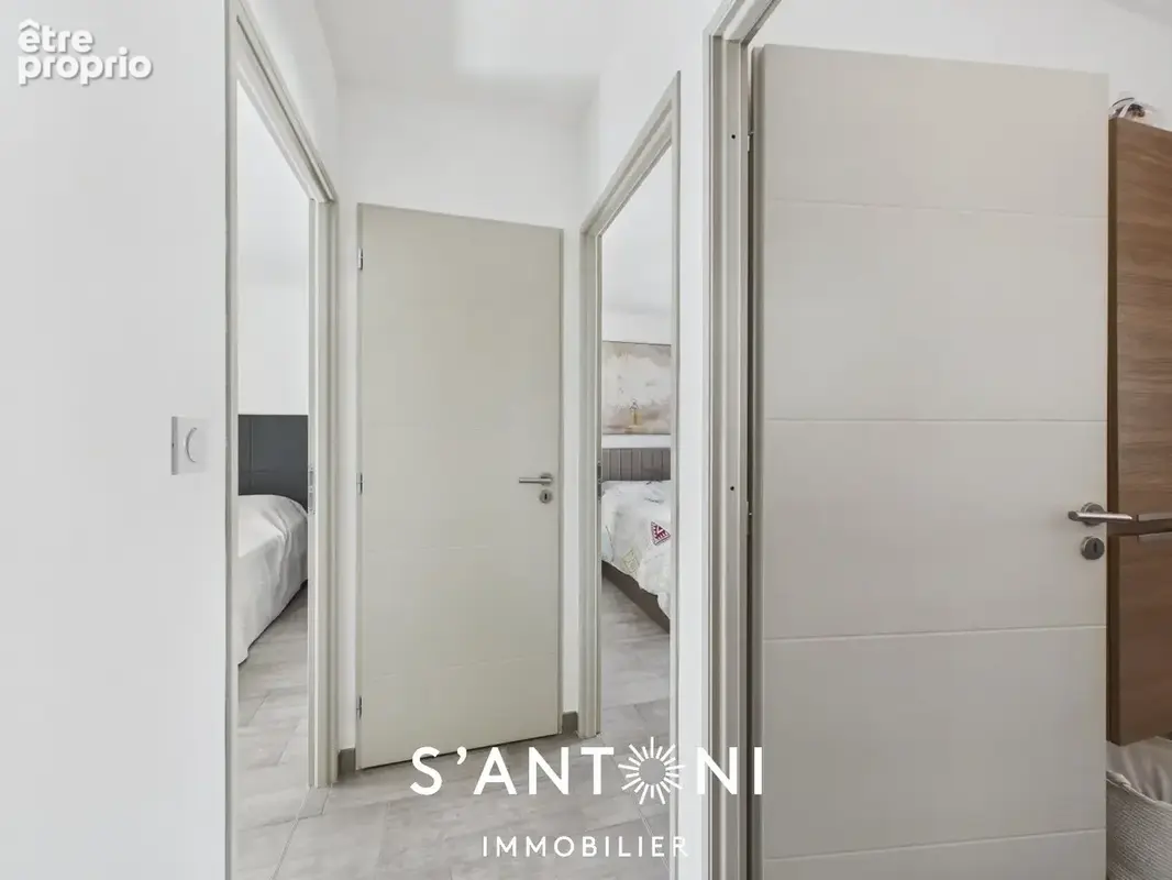 Saint-Thibéry  Villa T4 de plain-pied avec piscine et dépendance - photo 7