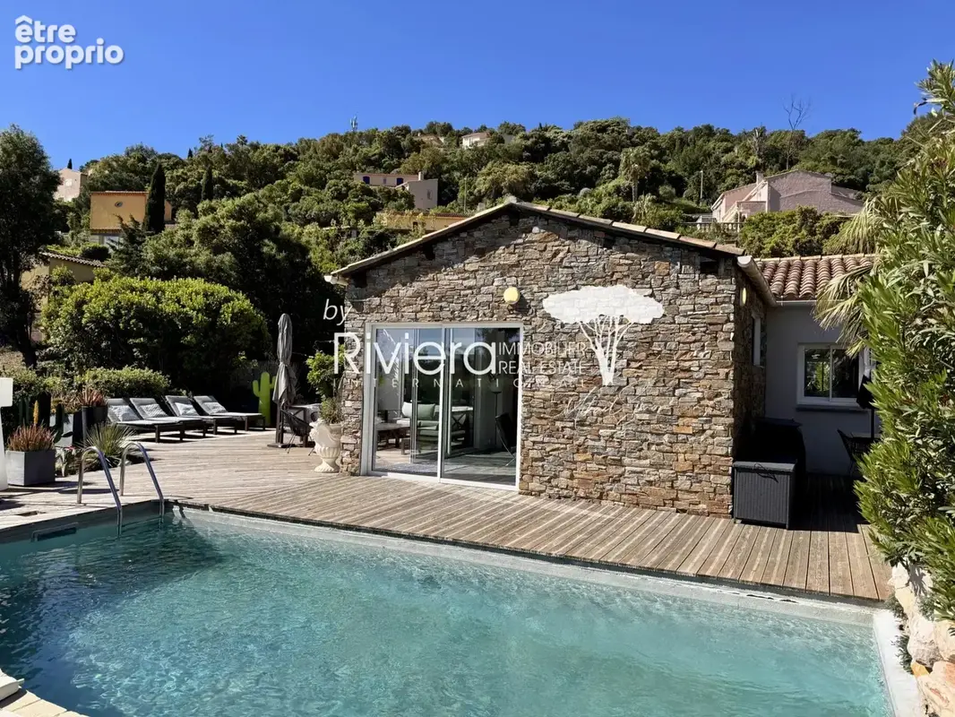 CAVALAIRE - Superbe villa contemporaine  - 5 chambres - bell - photo 25