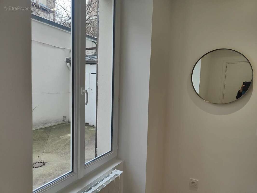 Appartement à PARIS-20E