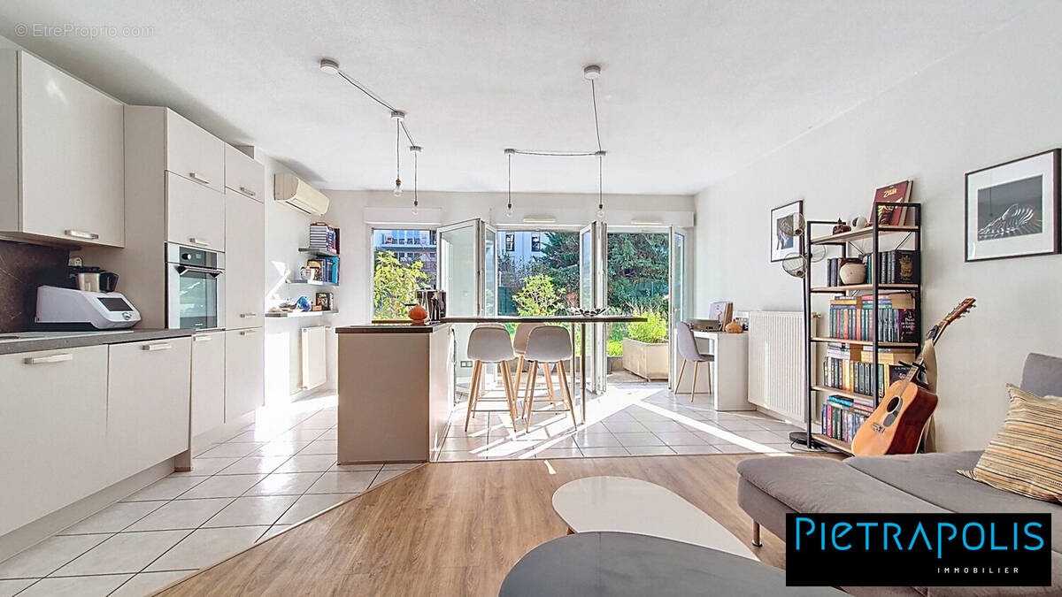 Appartement à LYON-7E