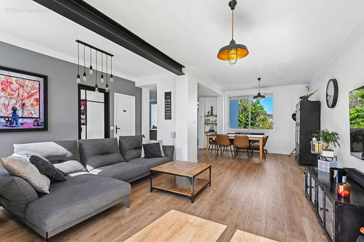 Maison à NANTERRE