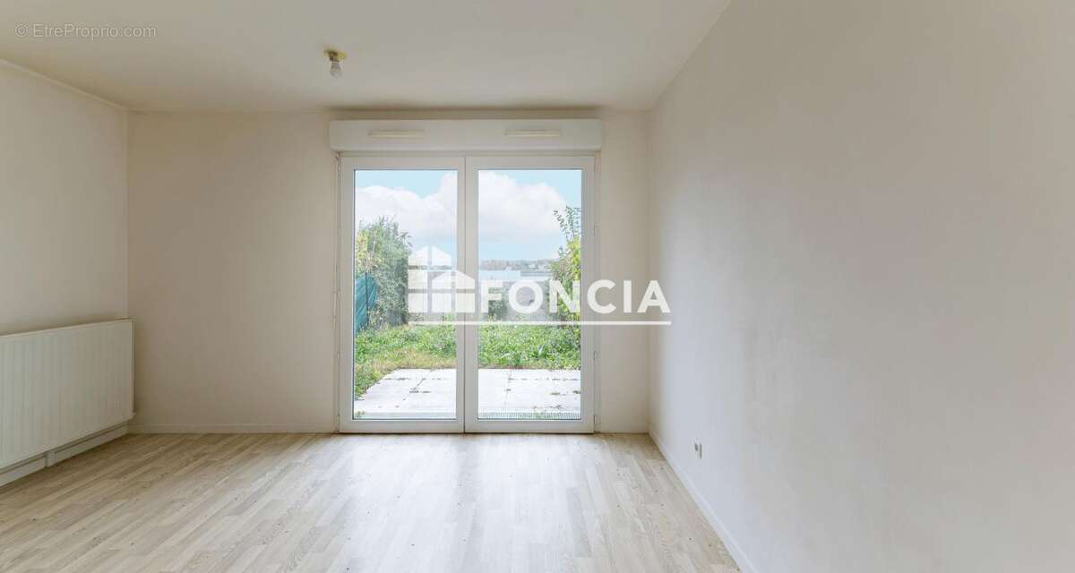 Appartement à VILLENOY