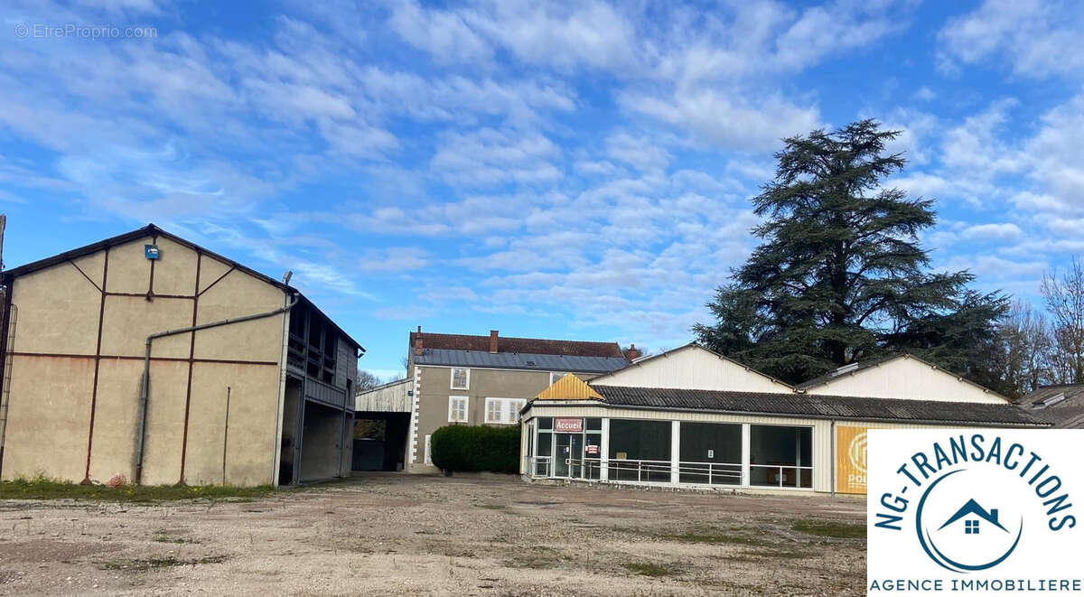 Autre à TONNERRE