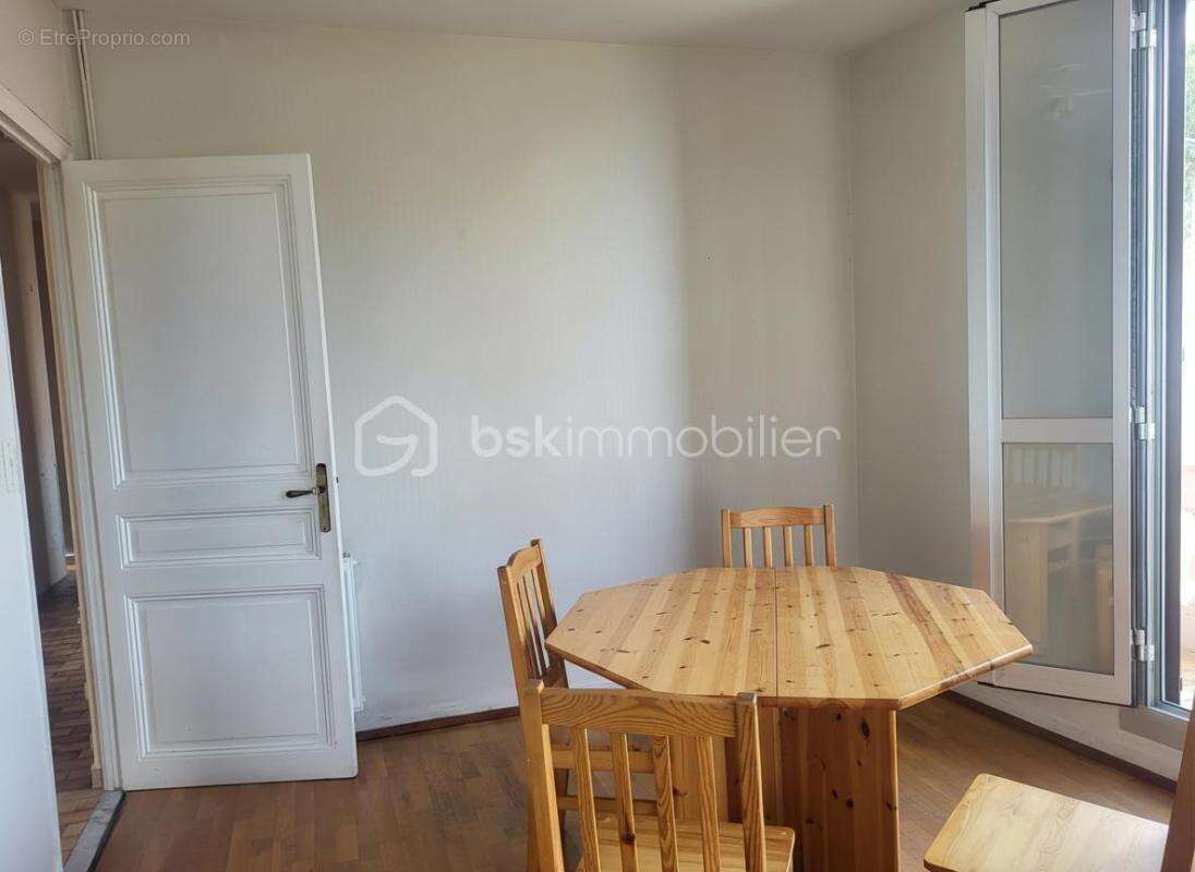 Appartement à BEAUSOLEIL