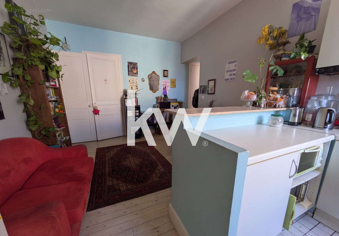 Appartement 74 m² à Saint-Etienne  - photo 3