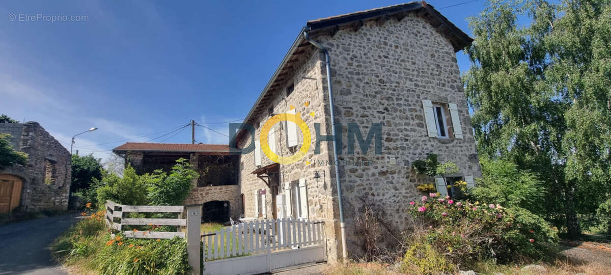 Maison à BELLEVUE-LA-MONTAGNE