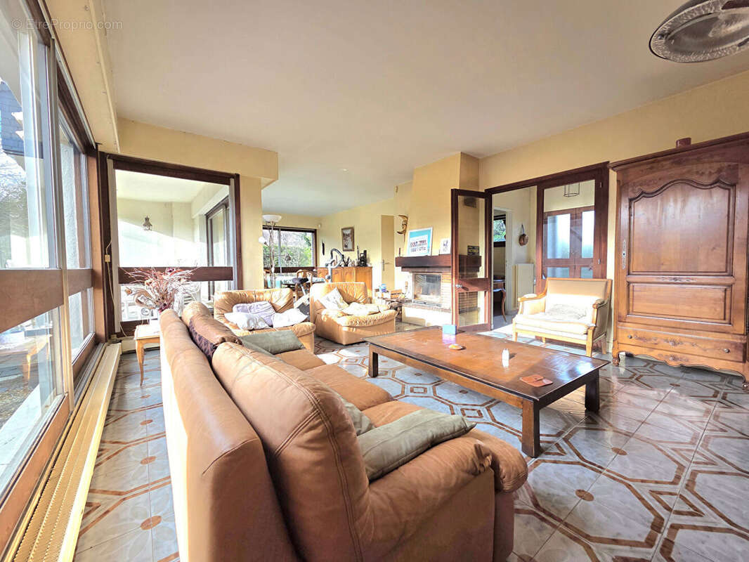 Maison à BONNEUIL-SUR-MARNE