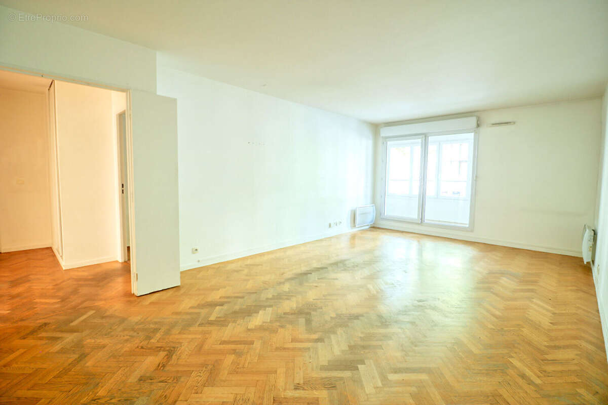 Appartement à MONTROUGE