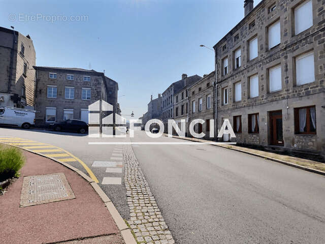 Appartement à LA SEAUVE-SUR-SEMENE