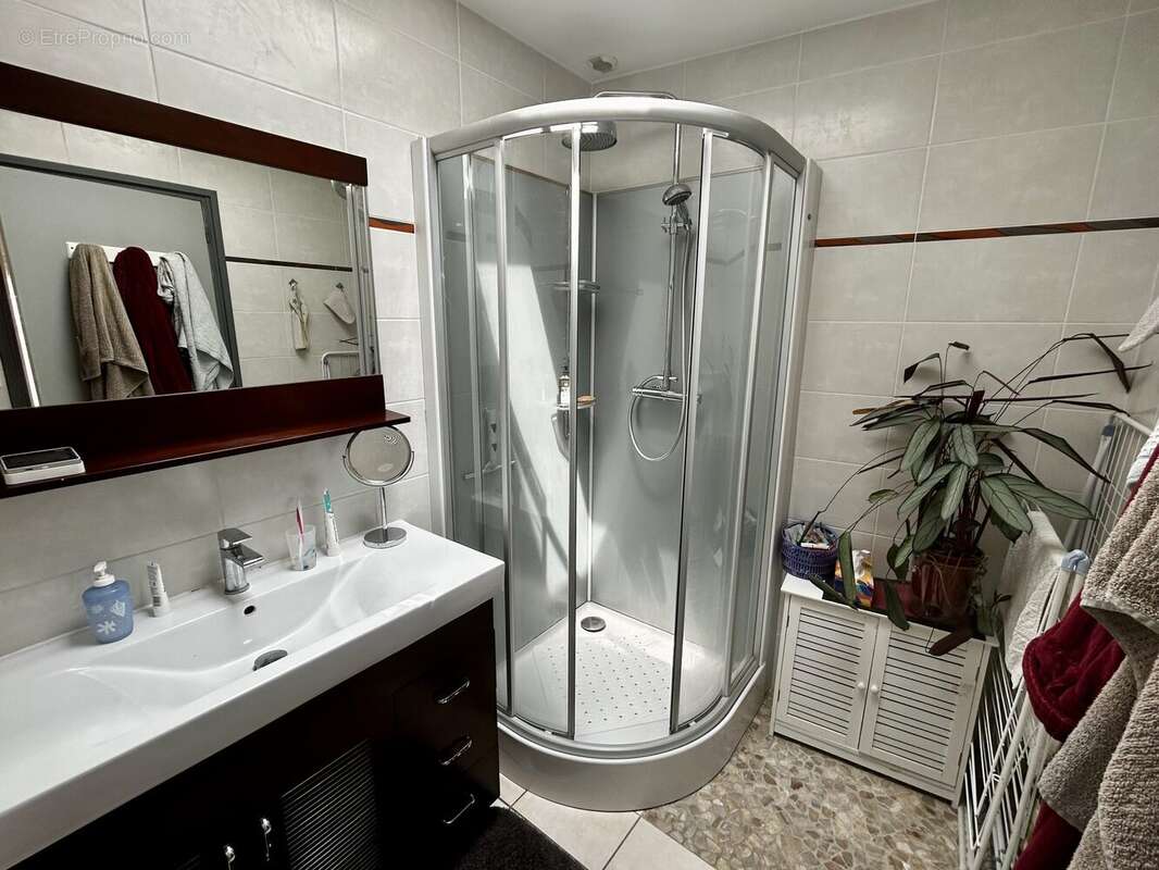 Maison 74 m² à Douarnenez  - photo 7