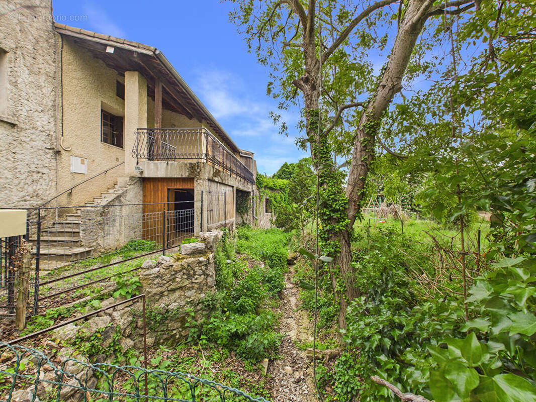 Maison à CORNAS
