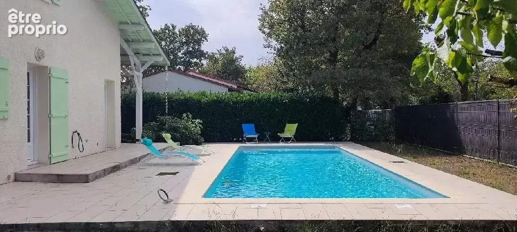 Maison 220 m² à Martignas-Sur-Jalle  - photo 3