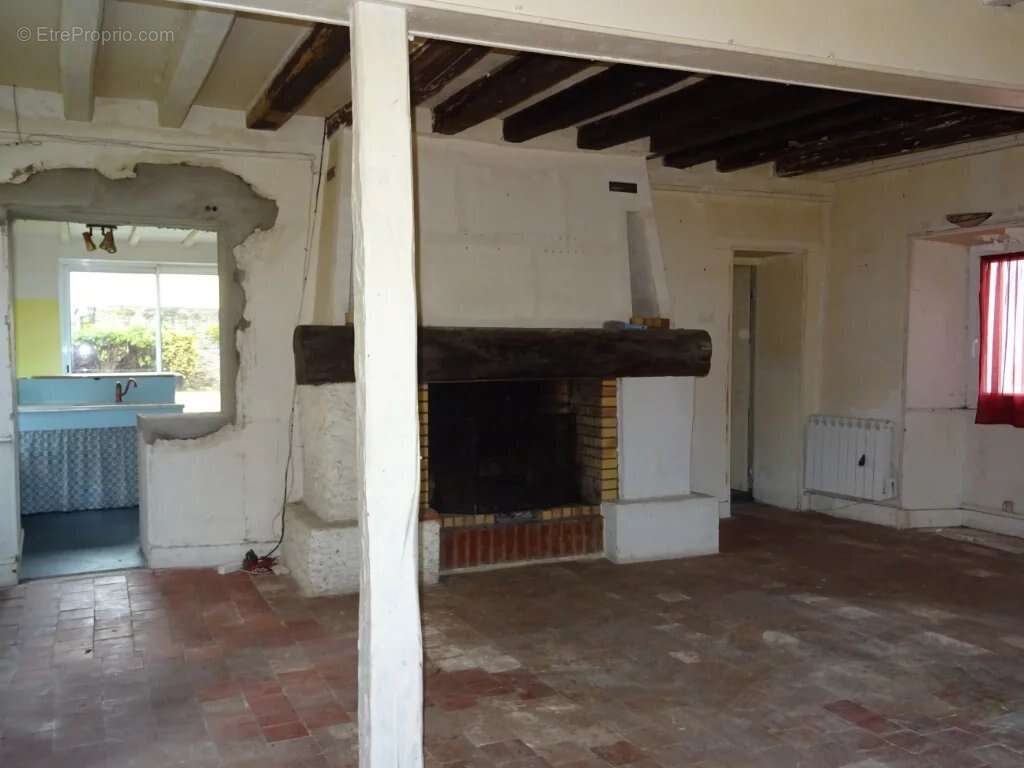 Maison à AUNEAU