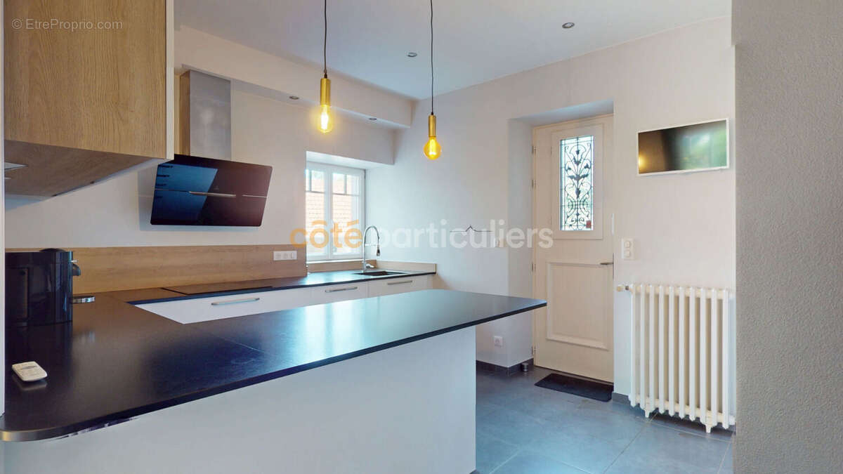 Angey, Demeure de charme familiale 216m2 ,5 chambres ,Parc arboré & bassin naturel - photo 7