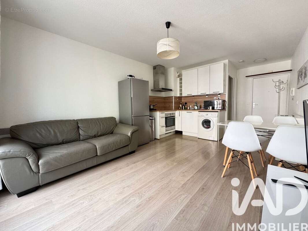 Photo 3 - Appartement à ISSY-LES-MOULINEAUX