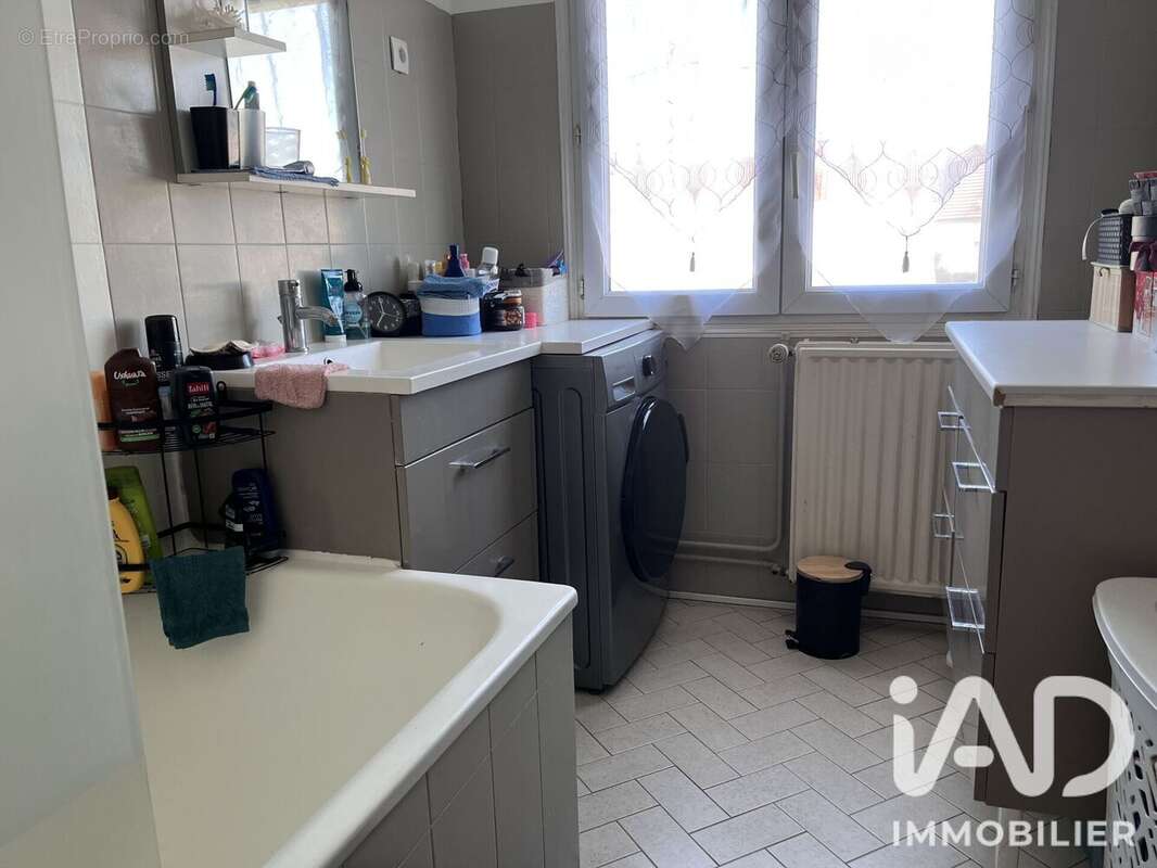 Photo 8 - Maison à CREVECOEUR-LE-GRAND