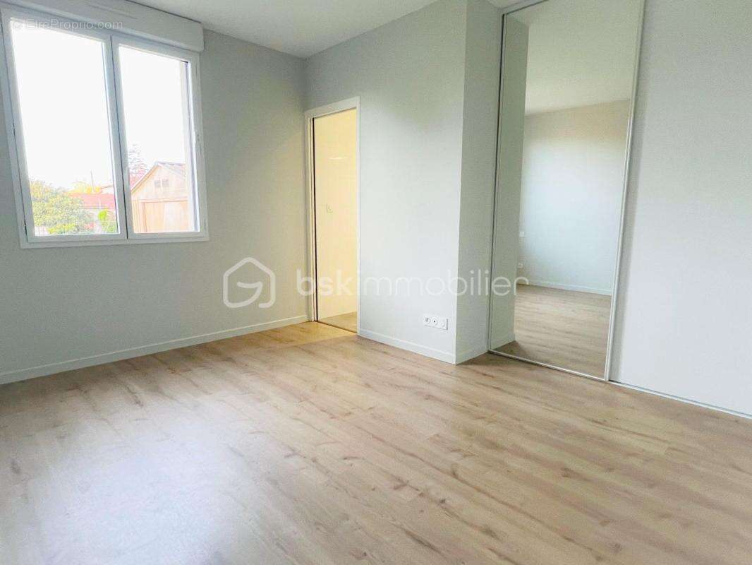 Appartement à CHAPONOST
