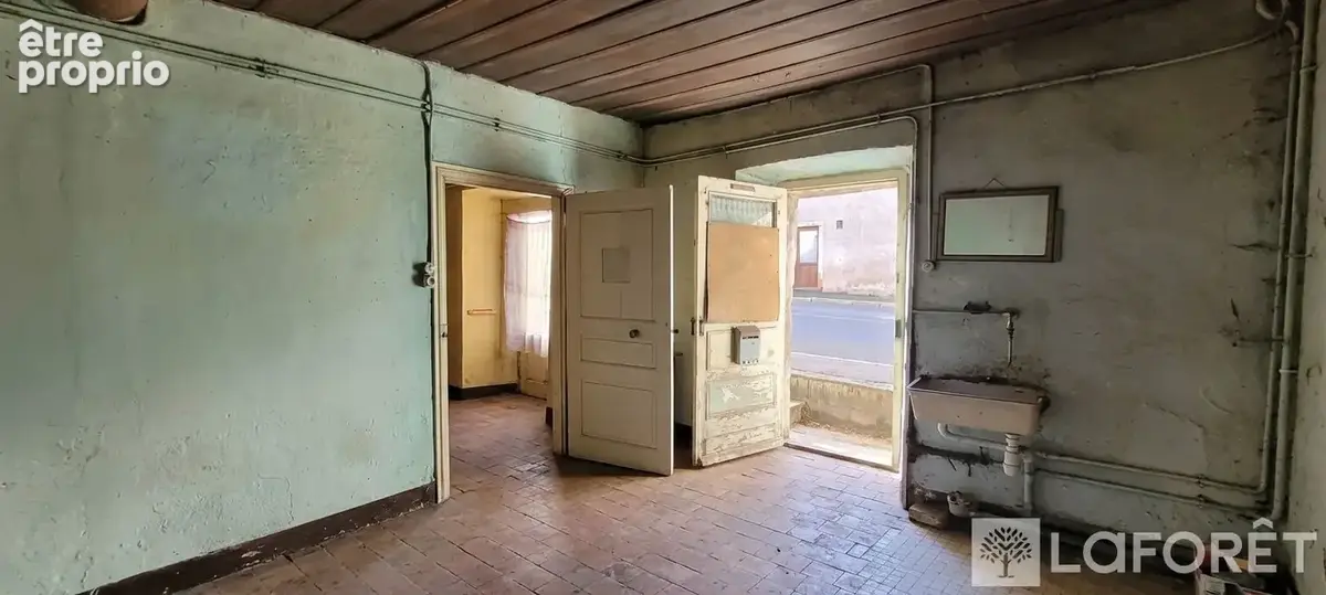 Maison de bourg à rénover entièrement / Beau potentiel à Landos - photo 5