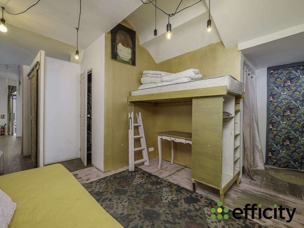 Commerce à MARSEILLE-1E