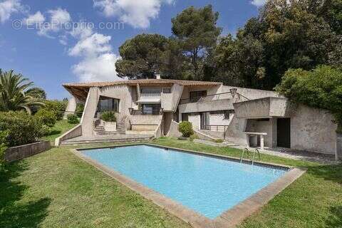 Maison à BIOT