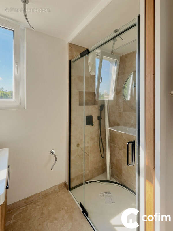 Appartement 51 m² à Tarbes  - photo 6
