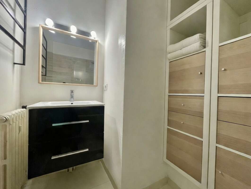 Salle de bain - Appartement à NANTES