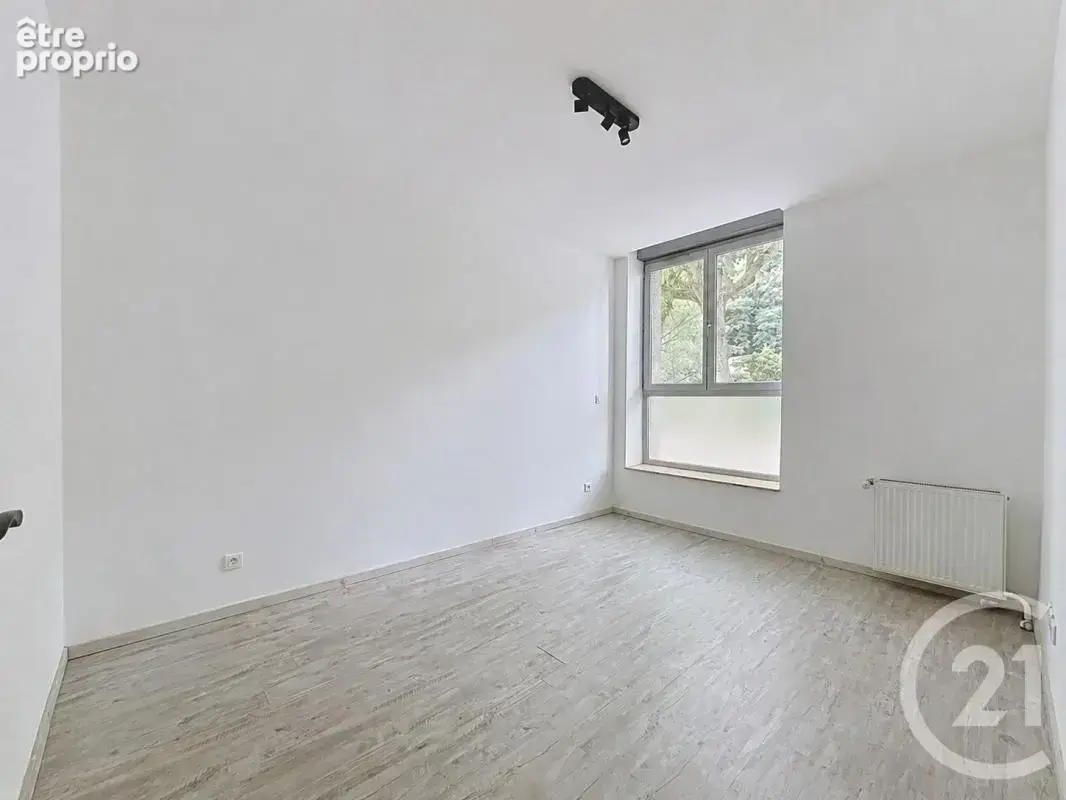 Appartement rénové - photo 9