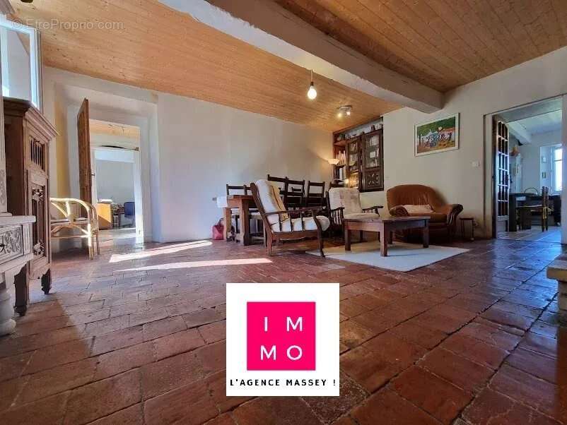 Maison à RABASTENS-DE-BIGORRE