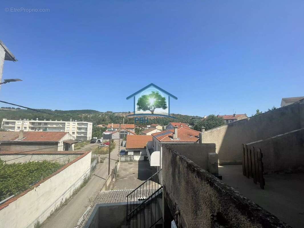 Saint-Etienne La Ricamarie Immeuble de rapport 328 m2 - photo 5