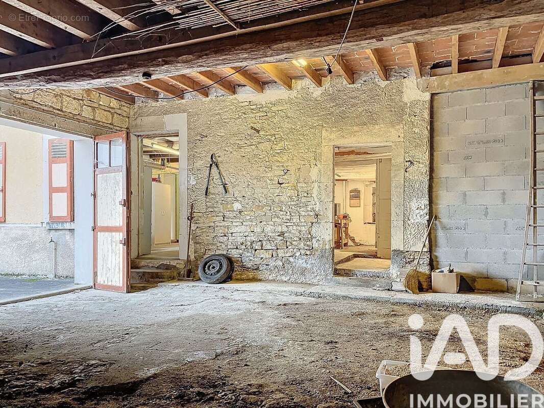 Photo 7 - Maison à MAILLY-LE-CHATEAU