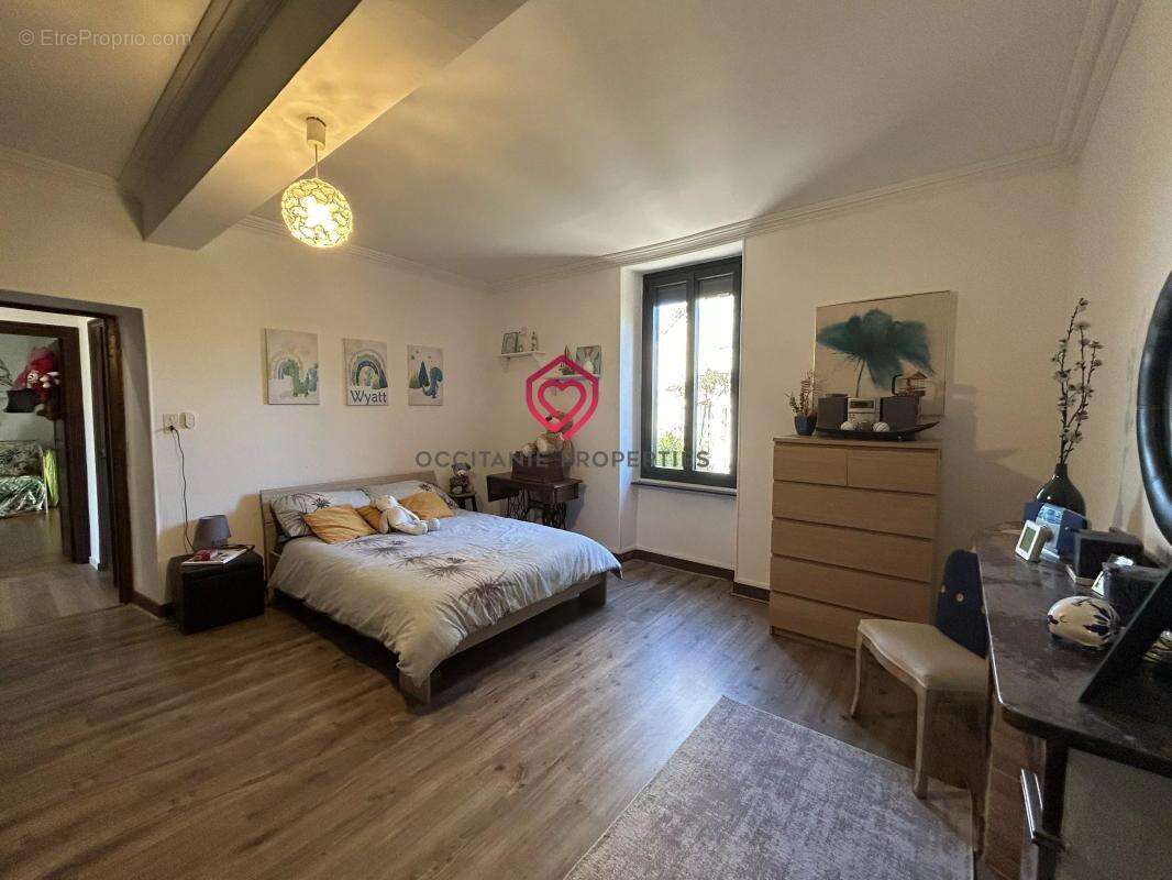 Maison de caractère avec deux gites et jardin clos - photo 10
