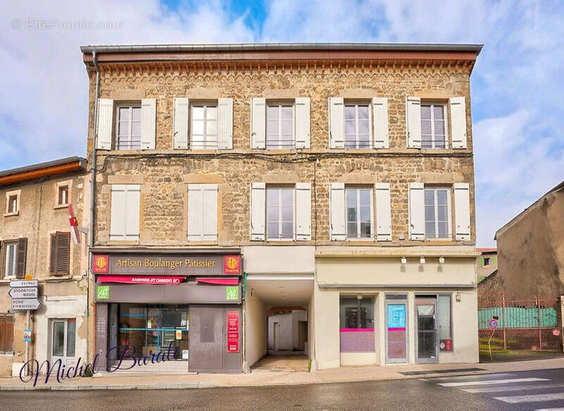 Appartement à SOUCIEU-EN-JARREST