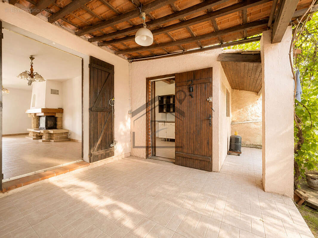 Maison à MARIGNANE