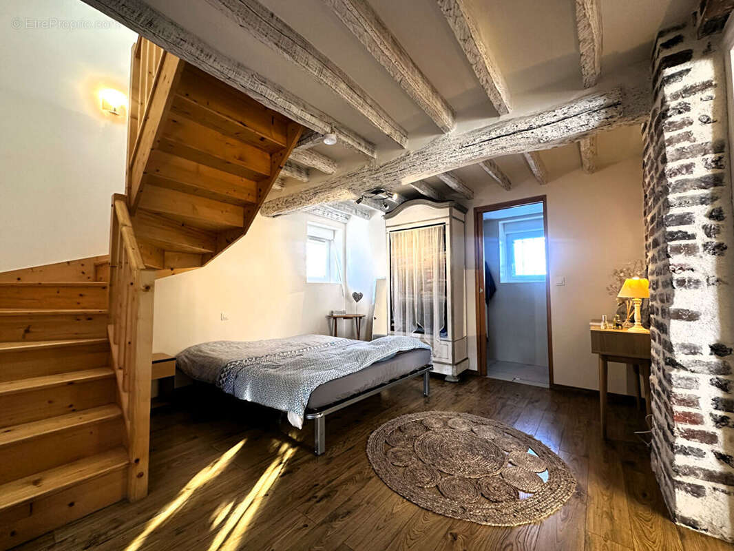 Maison à COURVILLE-SUR-EURE