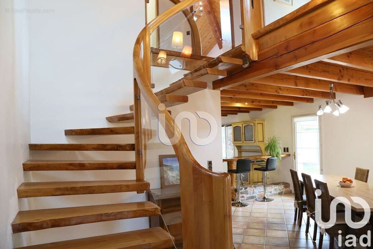 Photo 3 - Maison à GRATENTOUR