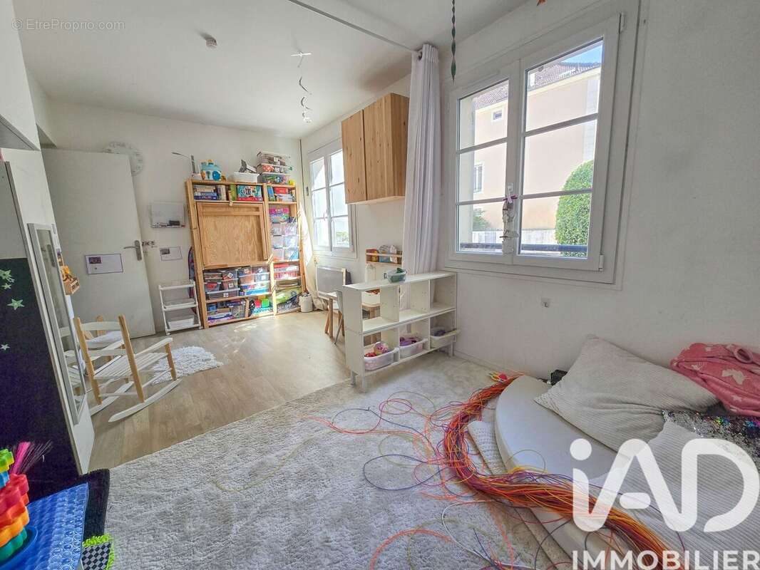 Photo 5 - Appartement à BRIE-COMTE-ROBERT