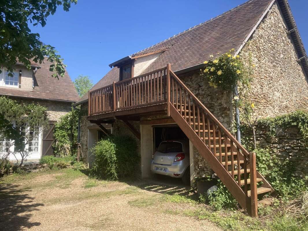 Maison à SAINT-LEGER-EN-YVELINES