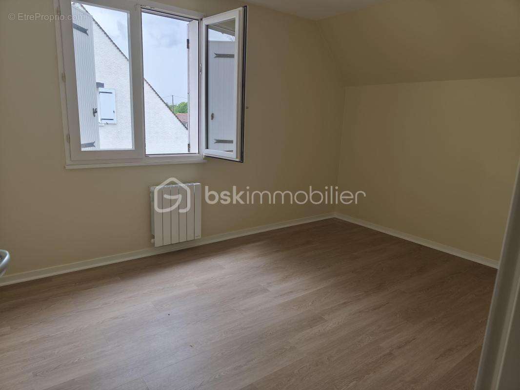 Maison à MONTPON-MENESTEROL