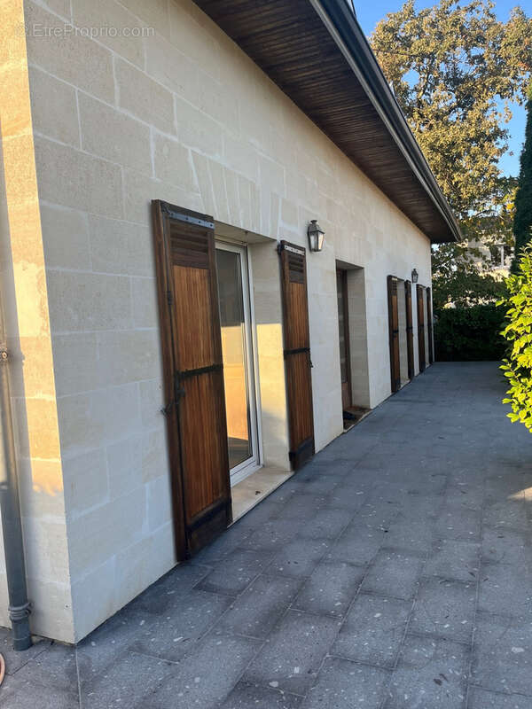 Maison à VILLENAVE-D'ORNON