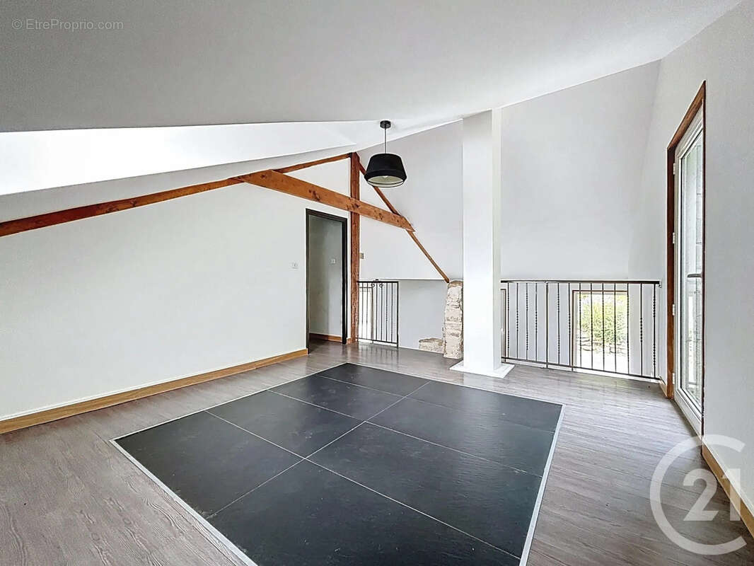 Maison à ARCIS-LE-PONSART