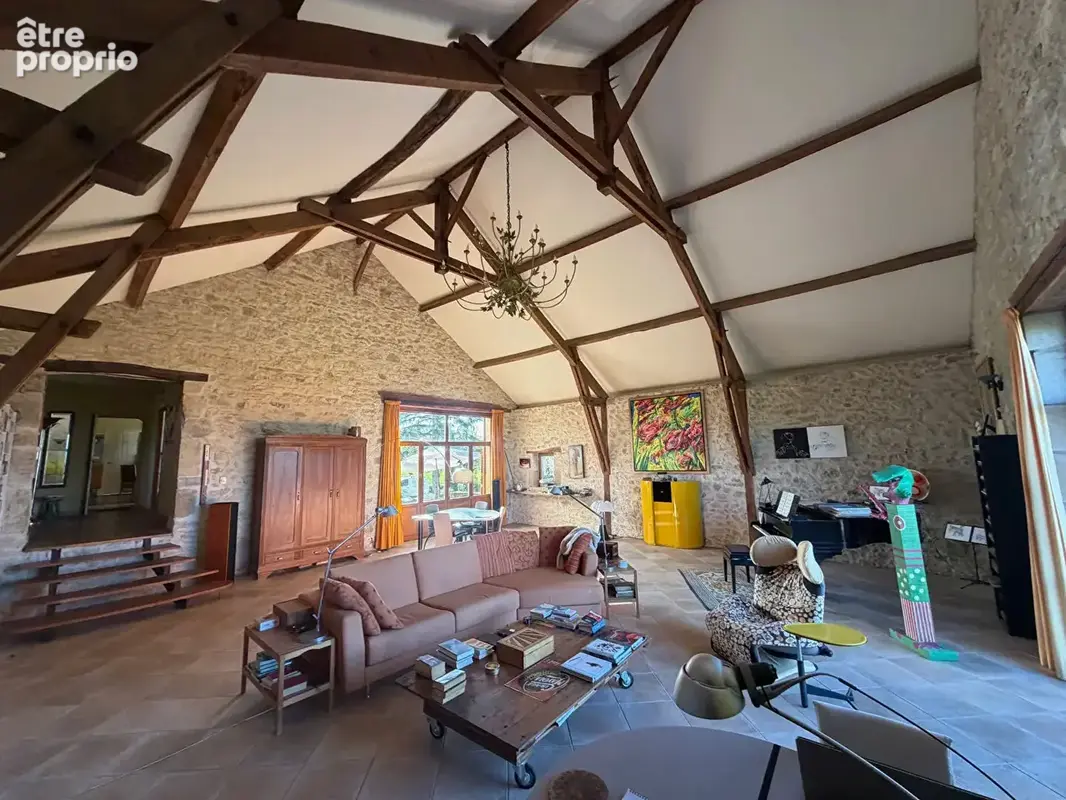 Uniquement chez nous !  maison en pierre dans un secteur agreable et recherche - photo 3