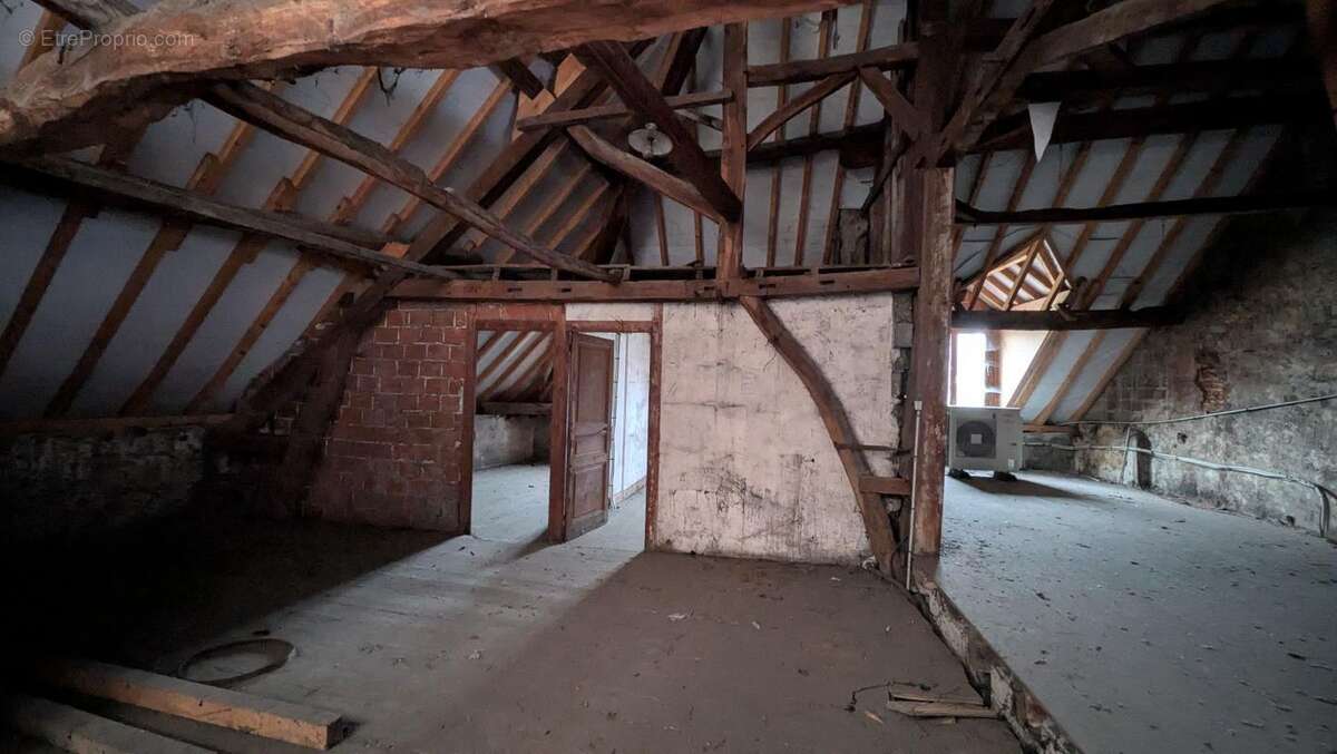 Maison à LE PONT-DE-BEAUVOISIN