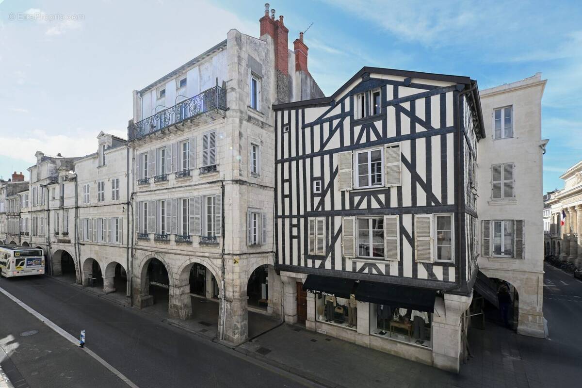 Commerce à LA ROCHELLE