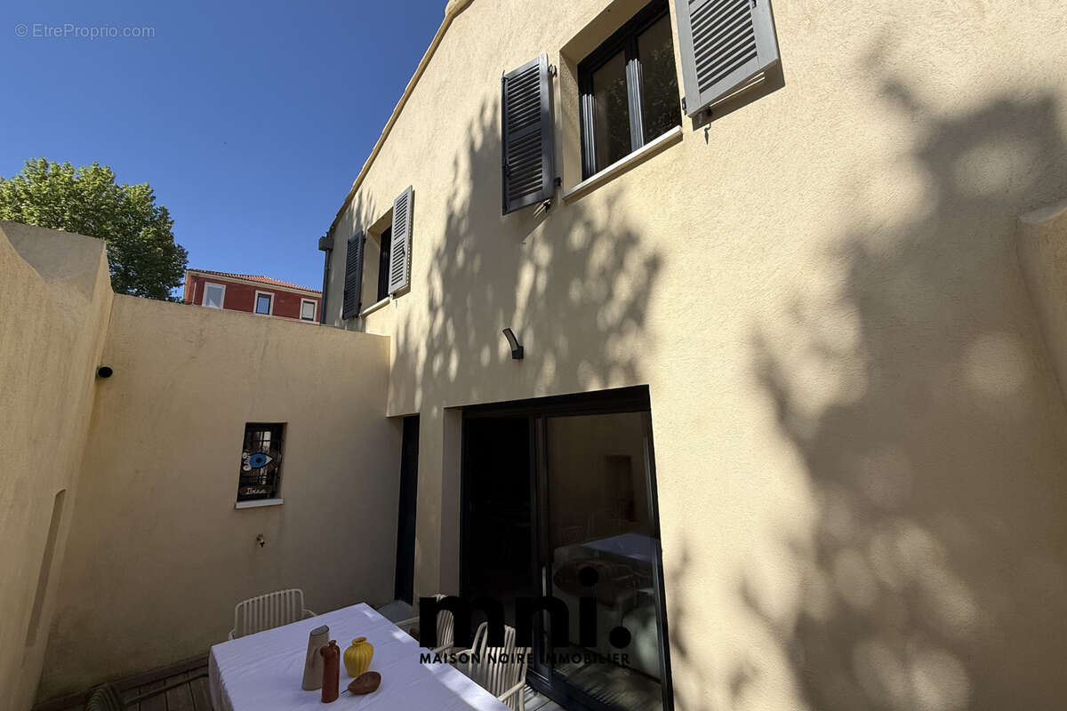 Maison à MARSEILLE-10E