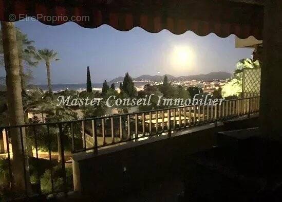 Appartement à CANNES