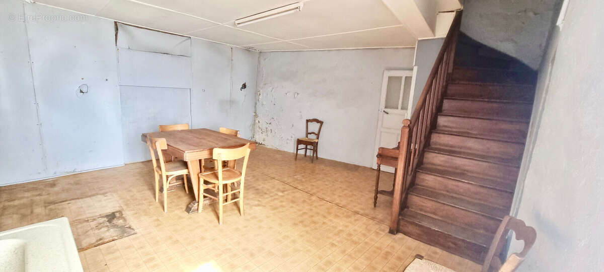VERTAIZON / Maison à vendre dans un agréable village à proximité de Pont-du-Château ! - photo 9