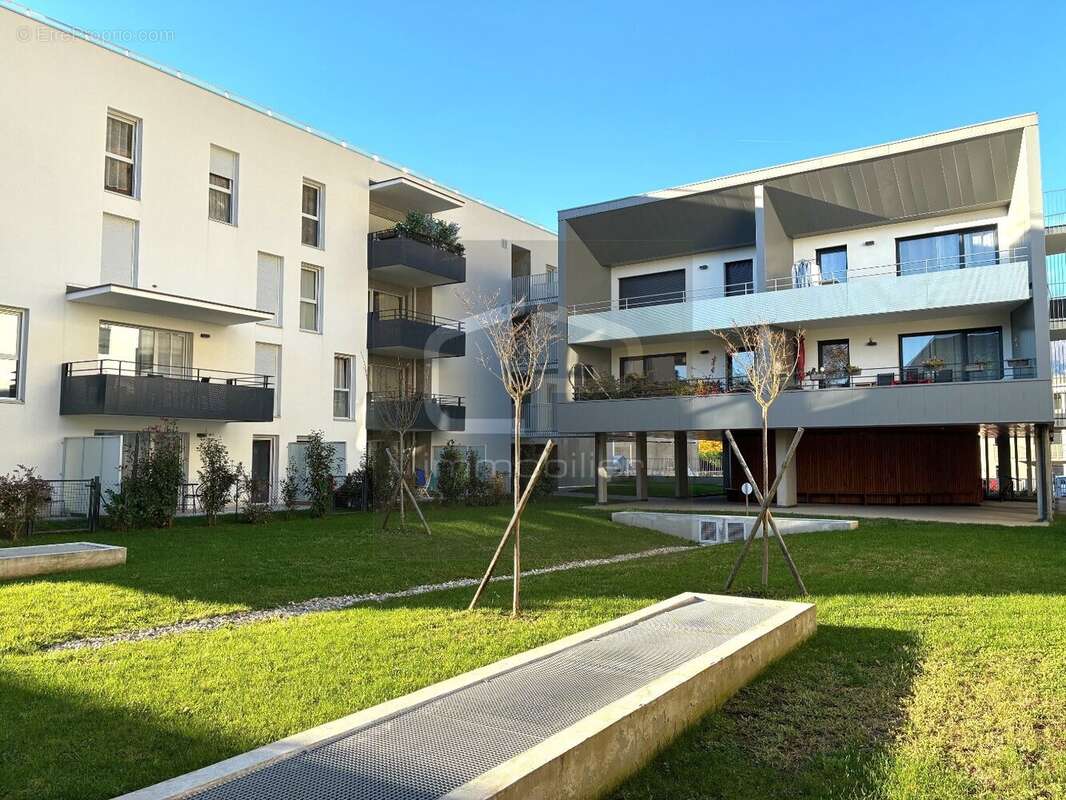 Appartement à CHALLES-LES-EAUX