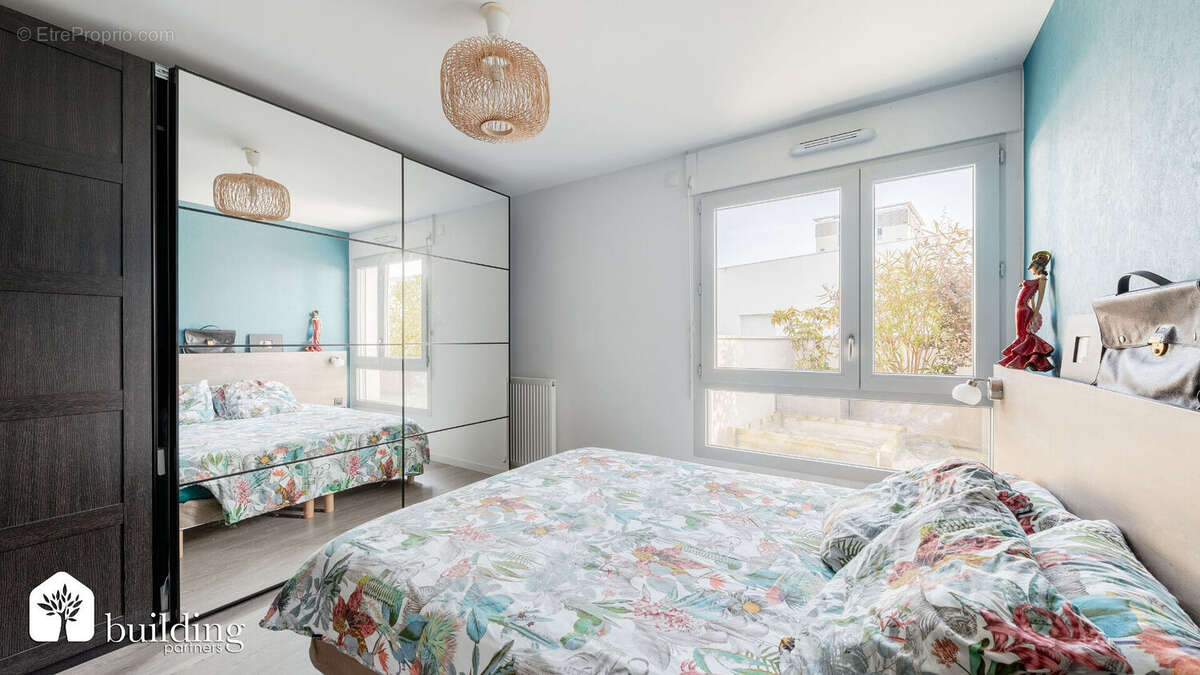 Asnières-sur-Seine Les Hauts d'Asnières - Duplex 5 pièces de 106,40 m² avec terrasse de 43,6 m² - photo 9