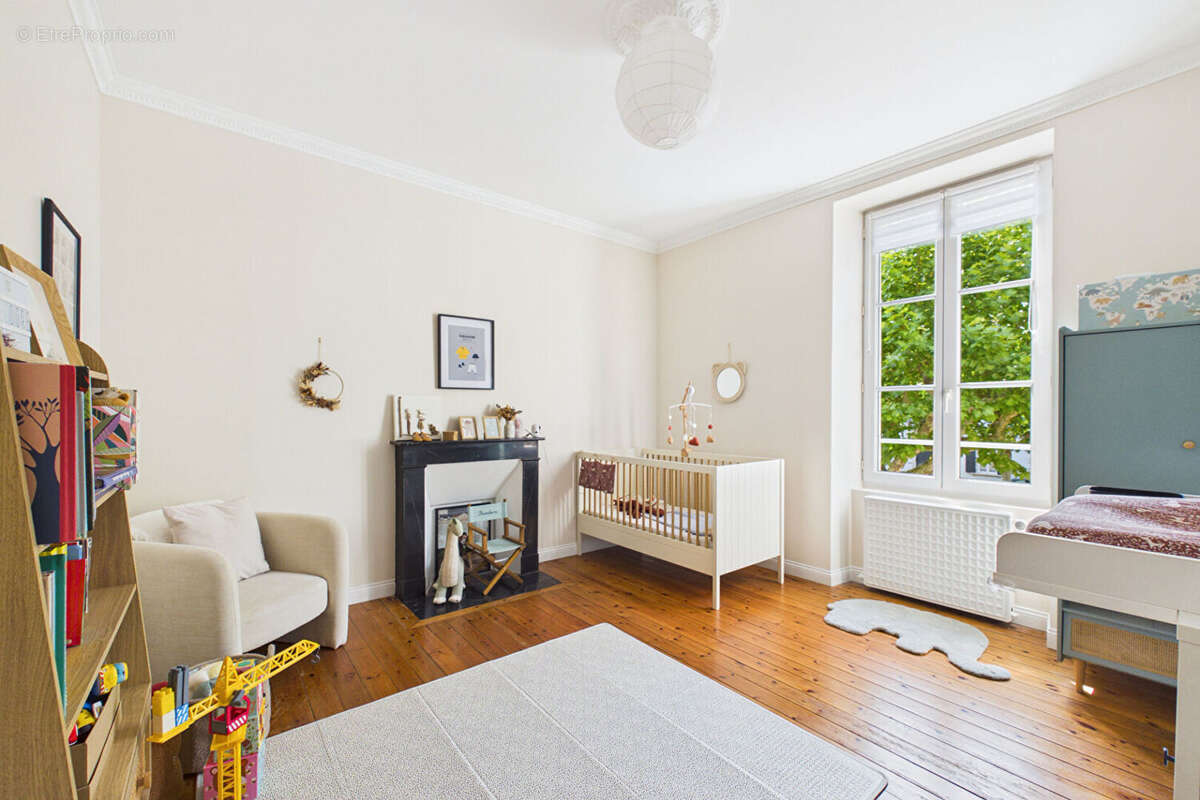 Maison dans le PENTAGONE 160 m² 3 grandes chambres - photo 11