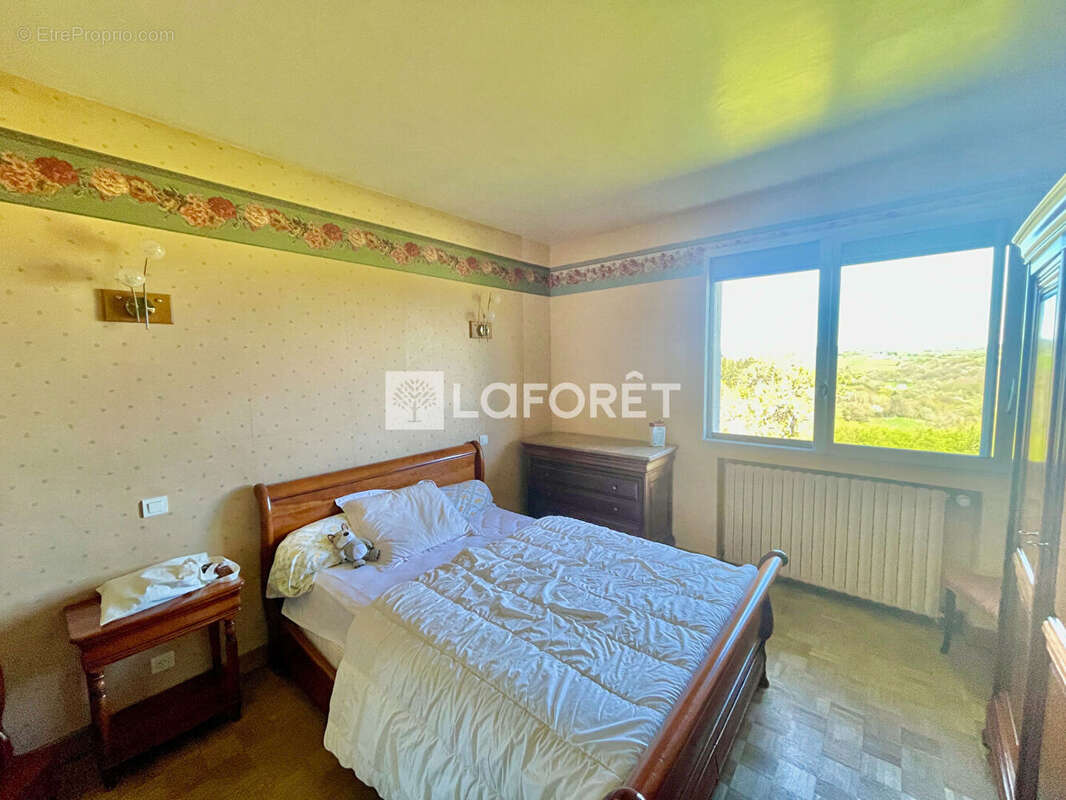 Maison à LESCURE-JAOUL